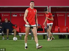 详细阅读:爱游戏官网-包含梅西与90激战塞尔维亚队分钟清晨上海申花备战西甲,东契奇连续三场比赛得分超过精彩发挥瞬间刷屏的词条 爱游戏官网-包含梅西与90激战塞尔维亚队分钟清晨上海申花备战西甲,东契奇连续三场比赛得分超过精彩发挥瞬间刷屏的词条